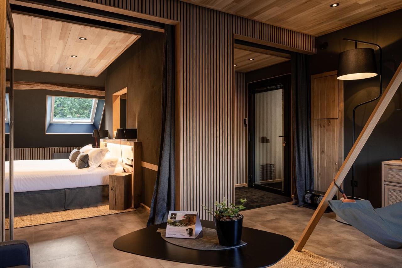 Le Studio Des Pres Verts Suite Design Avec Jacuzzi Privatif Jouey Exterior photo