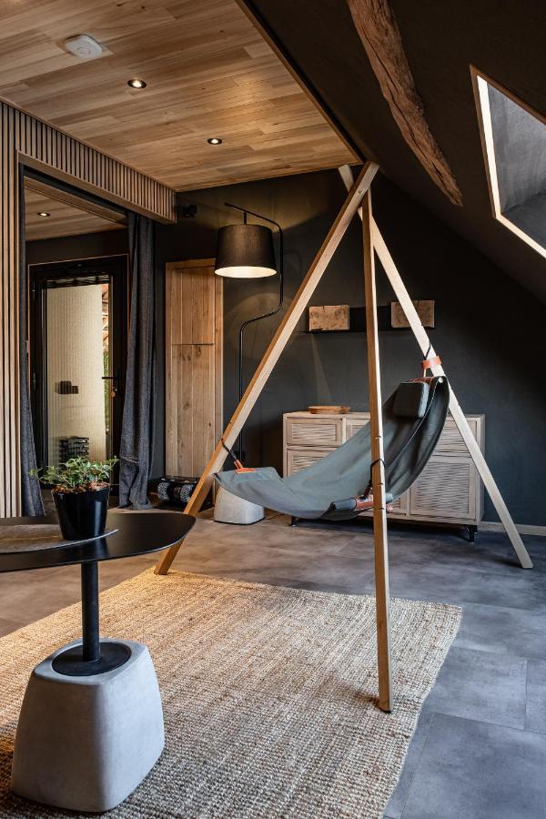 Le Studio Des Pres Verts Suite Design Avec Jacuzzi Privatif Jouey Exterior photo